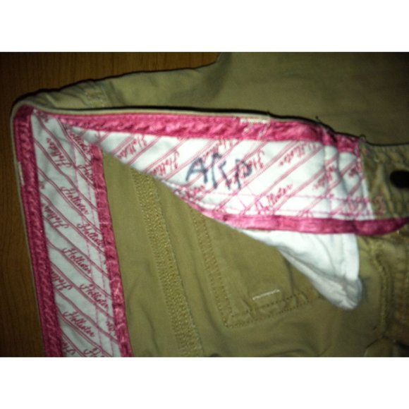 Hollister Co. Size 9 Belted Khaki Pants w/ Pockets - Picture 3 of 5